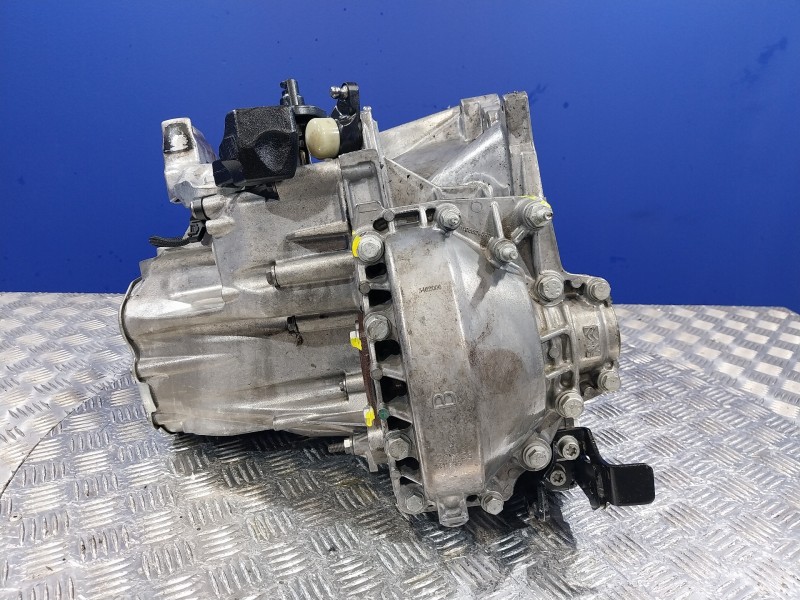 Recambio de caja cambios para peugeot 308 sw referencia OEM IAM 20MB53  