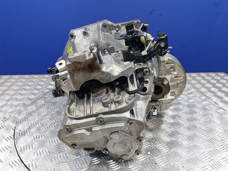 Recambio de caja cambios para peugeot 308 sw referencia OEM IAM 20MB53  