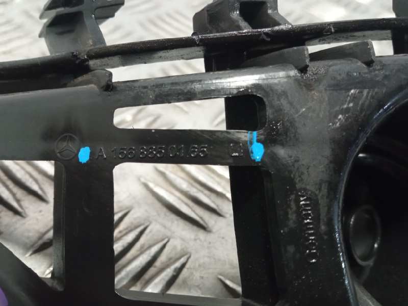 Recambio de soporte para mercedes-benz clase gla (w156) referencia OEM IAM A1568850165  10200665