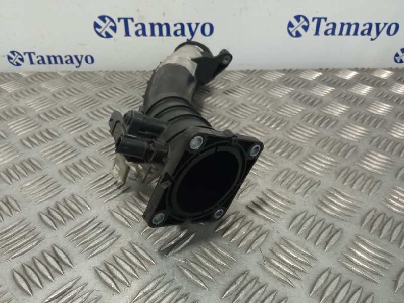 Recambio de tubo para mercedes-benz clase gla (w156) referencia OEM IAM A2700900844  A2700900744