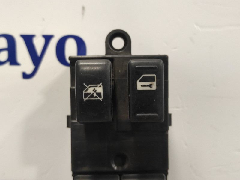 Recambio de mando elevalunas delantero izquierdo para subaru forester s12 2.0 diesel cat referencia OEM IAM 157447  