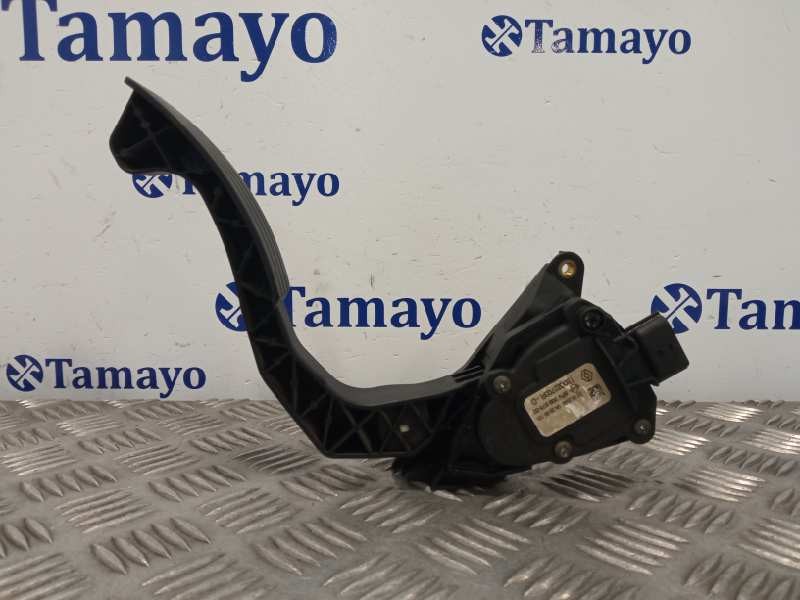 Recambio de pedal acelerador para dacia sandero referencia OEM IAM 180022703R  