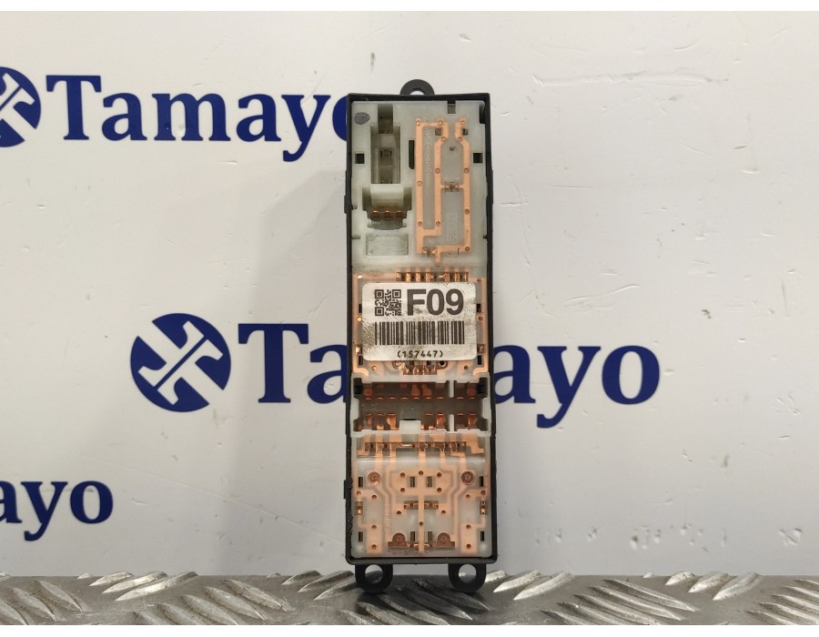 Recambio de mando elevalunas delantero izquierdo para subaru forester s12 2.0 diesel cat referencia OEM IAM 157447  