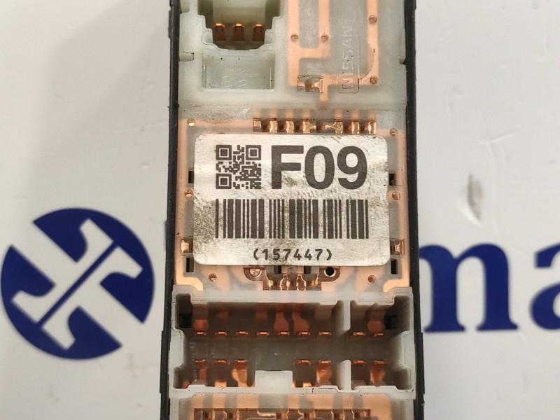 Recambio de mando elevalunas delantero izquierdo para subaru forester s12 2.0 diesel cat referencia OEM IAM 157447  