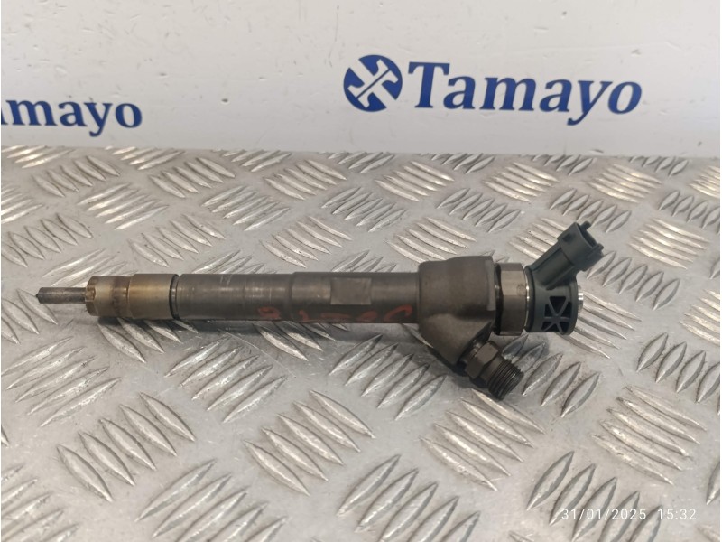 Recambio de inyector para land rover discovery sport referencia OEM IAM G4D39K546AA  0445110654