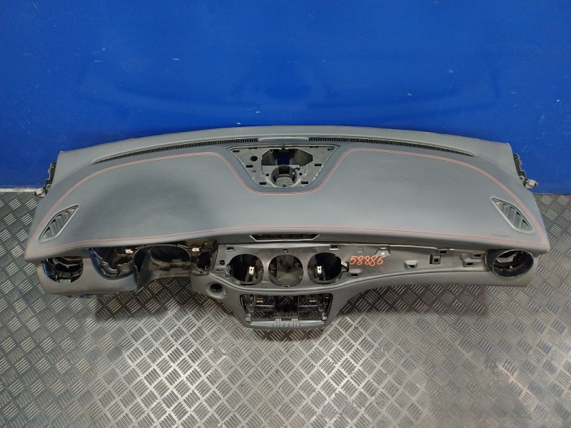 Recambio de salpicadero para mercedes-benz clase gla (w156) referencia OEM IAM   