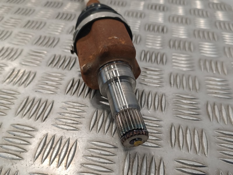 Recambio de transmision delantera izquierda para ford fiesta (ccn) 1.25 16v cat referencia OEM IAM 8V513B437AAB  