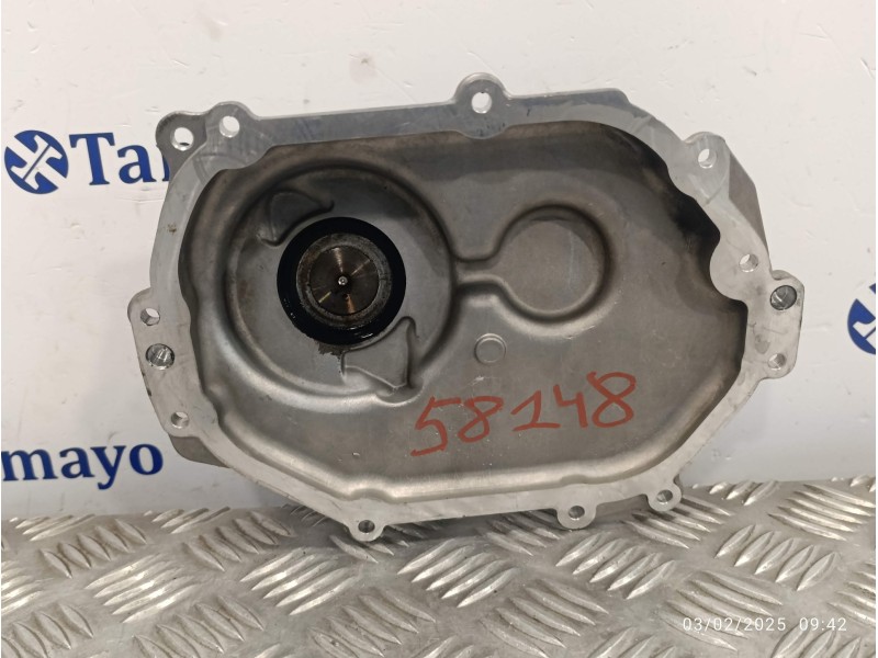 Recambio de tapa distribucion para land rover discovery sport referencia OEM IAM G4D36P053AB  G4D36P053AB