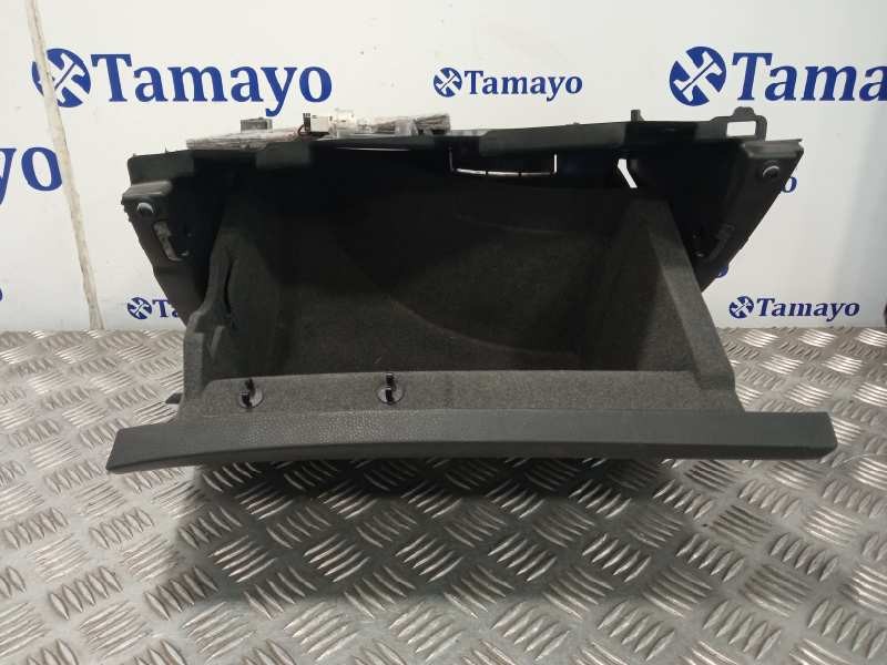 Recambio de guantera para mercedes-benz clase gla (w156) referencia OEM IAM A10200  GH76L0XX