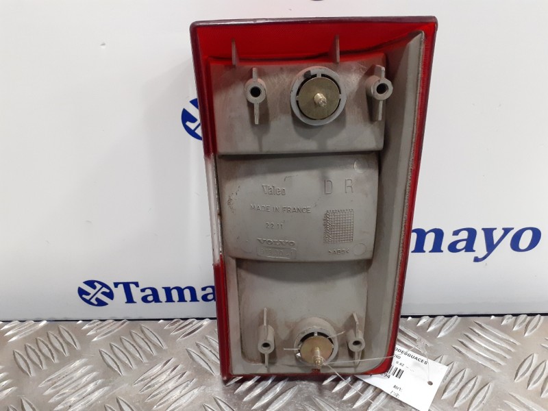 Recambio de piloto trasero derecho para volvo serie 850 2.0 cat referencia OEM IAM 9133041  