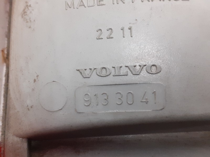 Recambio de piloto trasero derecho para volvo serie 850 2.0 cat referencia OEM IAM 9133041  