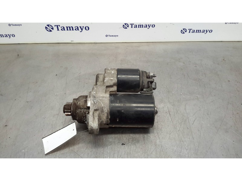Recambio de motor arranque para volkswagen polo (9n1) 1.4 16v referencia OEM IAM 0001120400  02T911023G