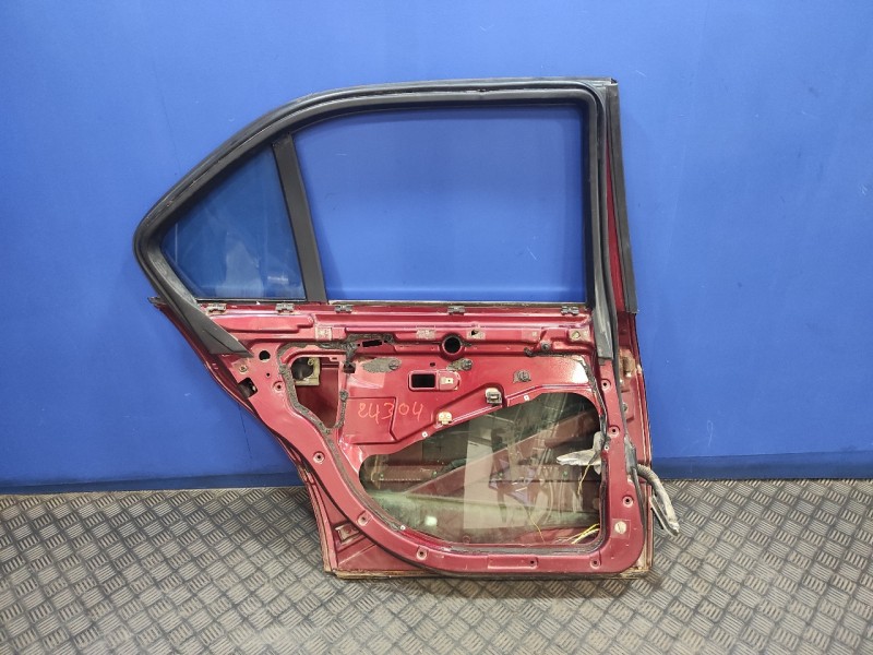 Recambio de puerta trasera izquierda para bmw serie 7 (e38) referencia OEM IAM   