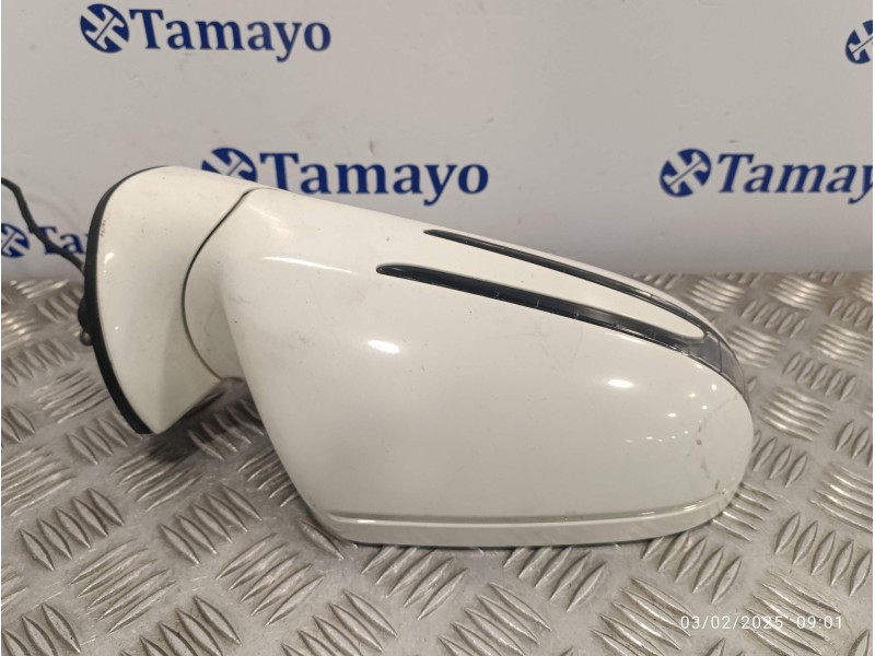 Recambio de retrovisor derecho para mercedes-benz clase c (w203) sportcoupe referencia OEM IAM A2038108419  A3157442