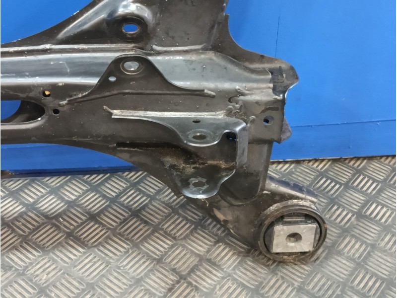 Recambio de puente delantero para volkswagen touareg (7l6) 2.5 tdi dpf referencia OEM IAM   