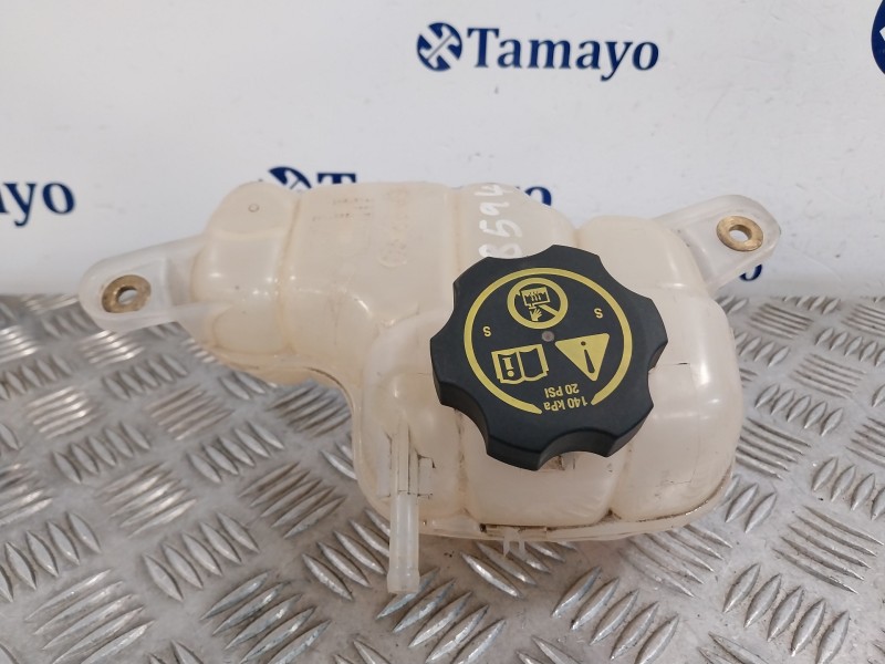 Recambio de deposito expansion para opel adam referencia OEM IAM 13357140  