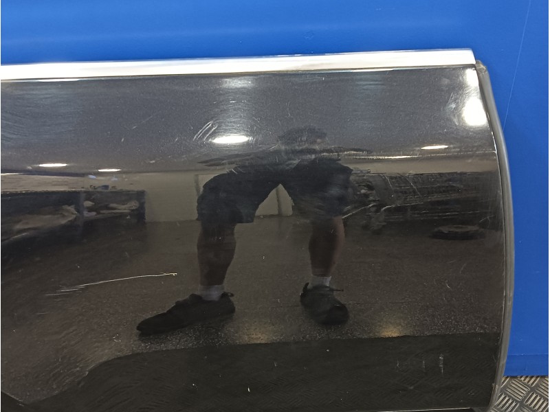 Recambio de puerta trasera derecha para volkswagen touareg (7l6) 2.5 tdi dpf referencia OEM IAM   