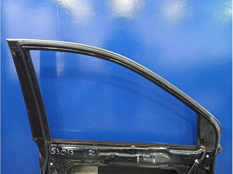 Recambio de puerta delantera izquierda para kia carnival 2.9 crdi cat referencia OEM IAM   