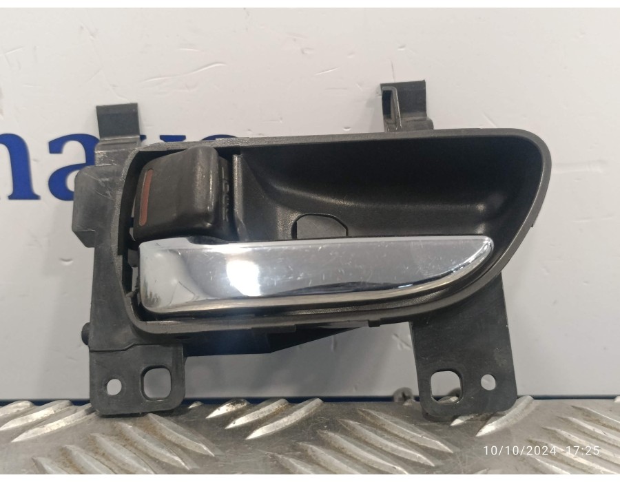 Recambio de maneta interior delantera izquierda para subaru forester s12 2.0 diesel cat referencia OEM IAM   