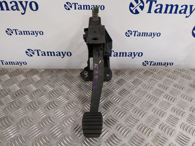 Recambio de pedal embrague para dacia sandero referencia OEM IAM 465033510R  465038135R