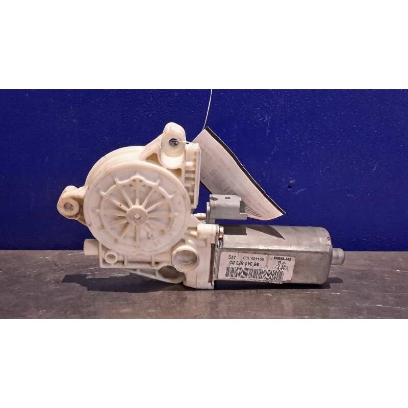 Recambio de motor elevalunas delantero izquierdo para peugeot 307 (s1) xr clim referencia OEM IAM 990250100 9634457380 013082202