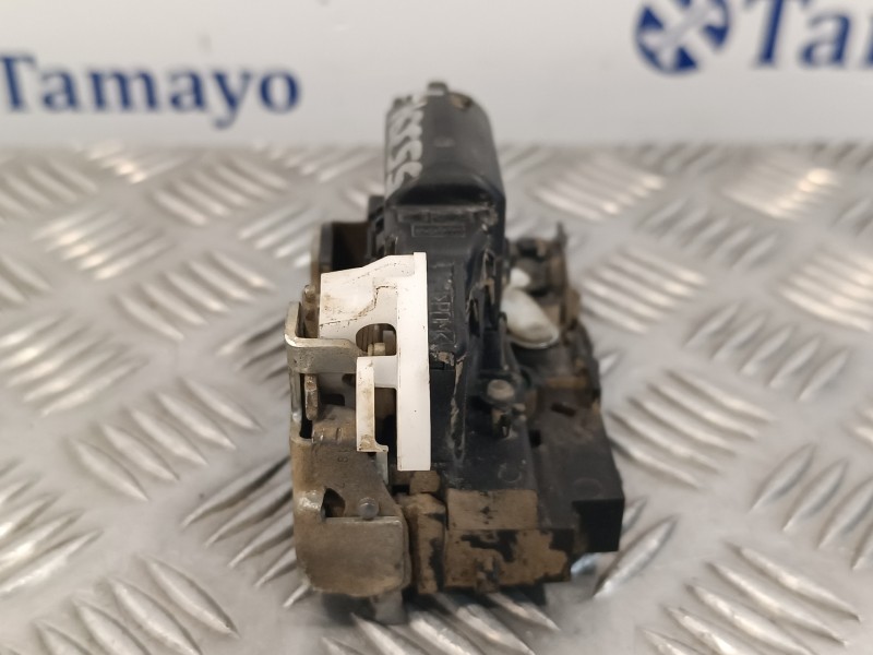 Recambio de cerradura puerta trasera derecha para dacia lodgy 1.2 16v tce cat referencia OEM IAM   