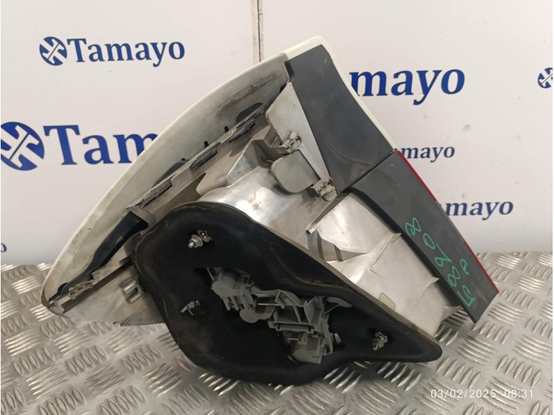 Recambio de piloto trasero derecho para mercedes-benz clase c (w203) sportcoupe referencia OEM IAM A2038205264  