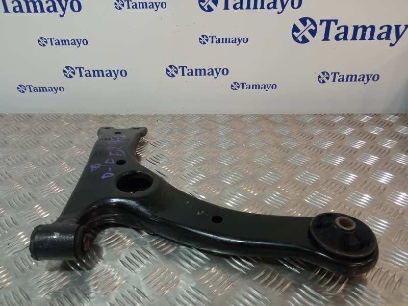 Recambio de brazo suspension superior delantero derecho para toyota avensis wagon (t25) referencia OEM IAM   