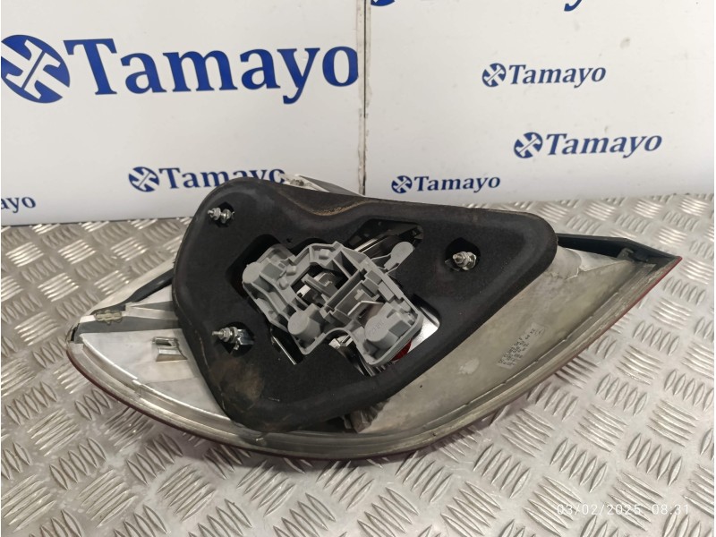 Recambio de piloto trasero derecho para mercedes-benz clase c (w203) sportcoupe referencia OEM IAM A2038205264  