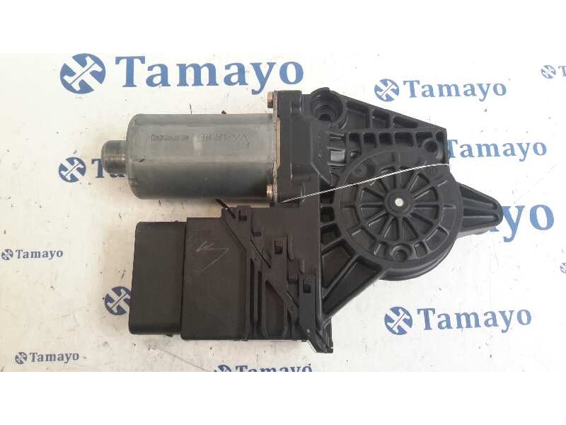 Recambio de motor elevalunas trasero izquierdo para volkswagen passat berlina (3b3) 1.9 tdi referencia OEM IAM 0130821697  