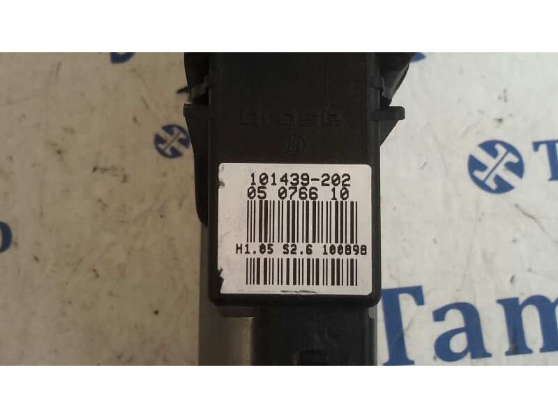 Recambio de motor elevalunas trasero izquierdo para volkswagen passat berlina (3b3) 1.9 tdi referencia OEM IAM 0130821697  