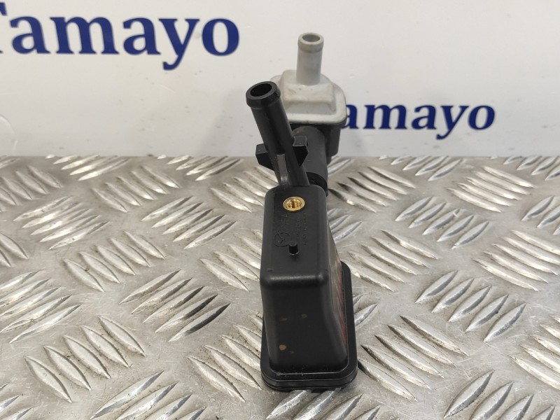 Recambio de sensor para mazda 3 berlina (bp) referencia OEM IAM PE0118751 K4150 1362007230