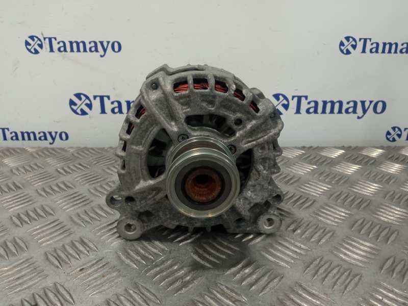 Recambio de alternador para volkswagen polo (6c1) 1.0 referencia OEM IAM 04C903023C  