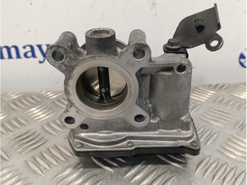 Recambio de colector admision para renault megane iii berlina 5 p referencia OEM IAM 161206038R  