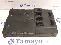 Recambio de caja reles / fusibles para renault scenic ii 2.0 referencia OEM IAM 8200525386  S118400250D