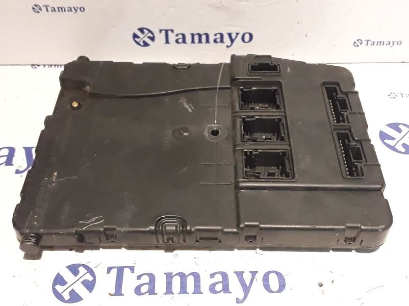Recambio de caja reles / fusibles para renault scenic ii 2.0 referencia OEM IAM 8200525386  S118400250D