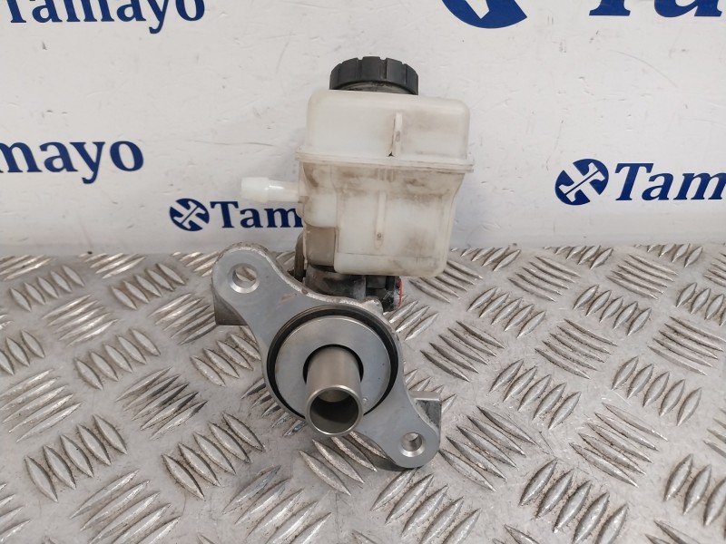 Recambio de bomba freno para dacia sandero referencia OEM IAM 1070529S01  460915125R