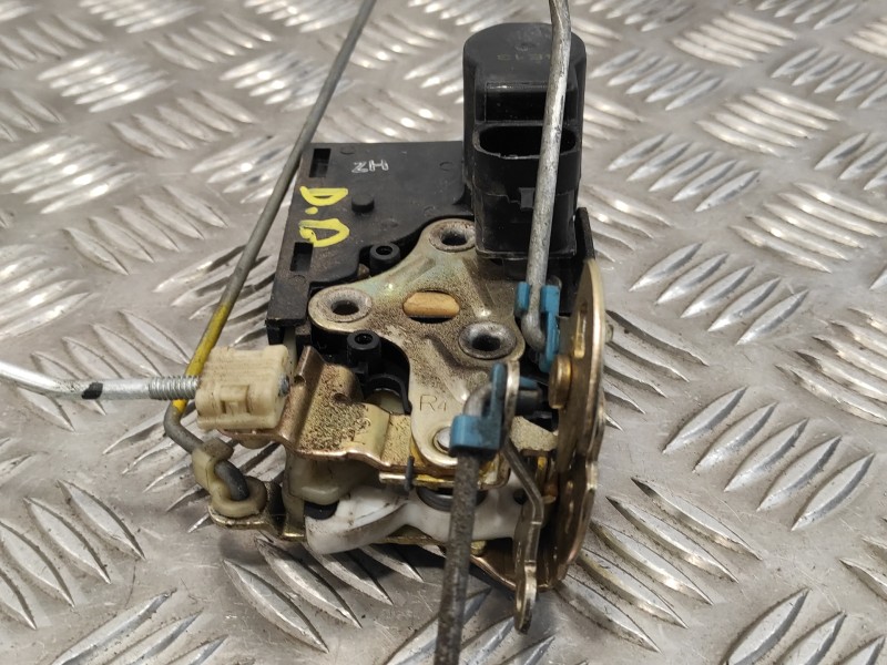 Recambio de cerradura puerta delantera derecha para daewoo lacetti 1.6 cat referencia OEM IAM   