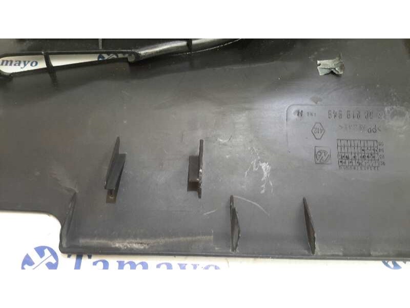 Recambio de rejilla delantera para renault laguna (b56) 1.8 mono cat referencia OEM IAM 7700819948  