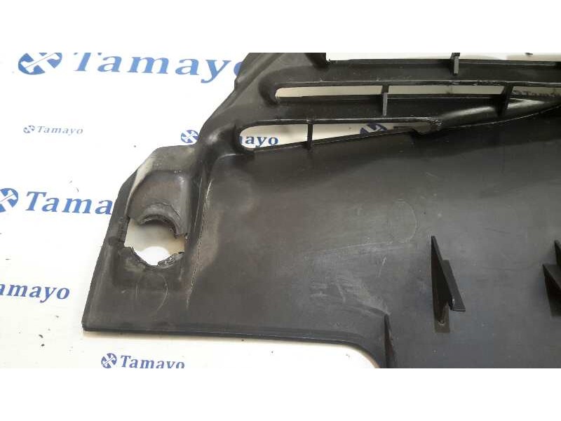 Recambio de rejilla delantera para renault laguna (b56) 1.8 mono cat referencia OEM IAM 7700819948  