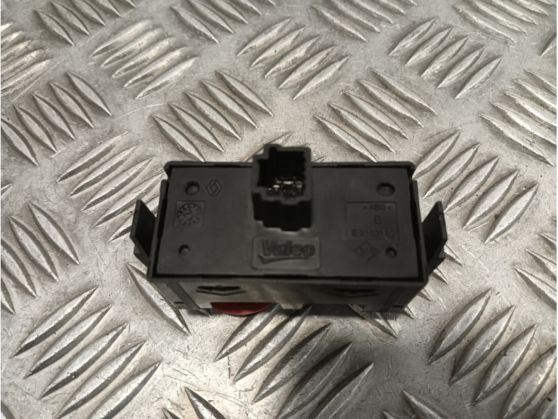 Recambio de warning para smart forfour eq referencia OEM IAM E3160102  