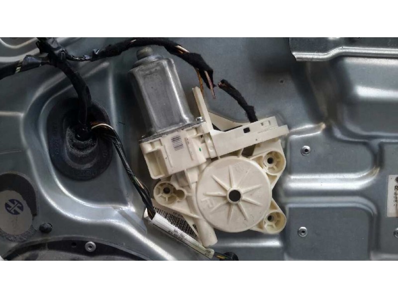 Recambio de elevalunas delantero derecho para ford focus c-max (cap) referencia OEM IAM 3M51R045H16  