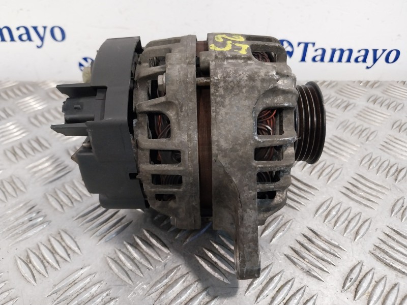 Recambio de alternador para nissan micra (k12e) referencia OEM IAM 23100AX62A  2542927A