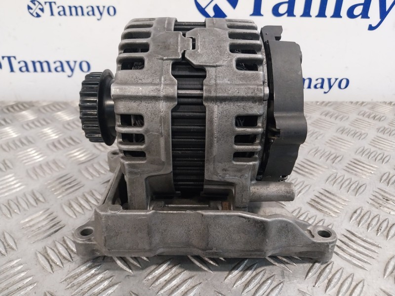 Recambio de alternador para volkswagen touareg (7l6) 2.5 tdi dpf referencia OEM IAM 070903024G 0121715033 070903201F