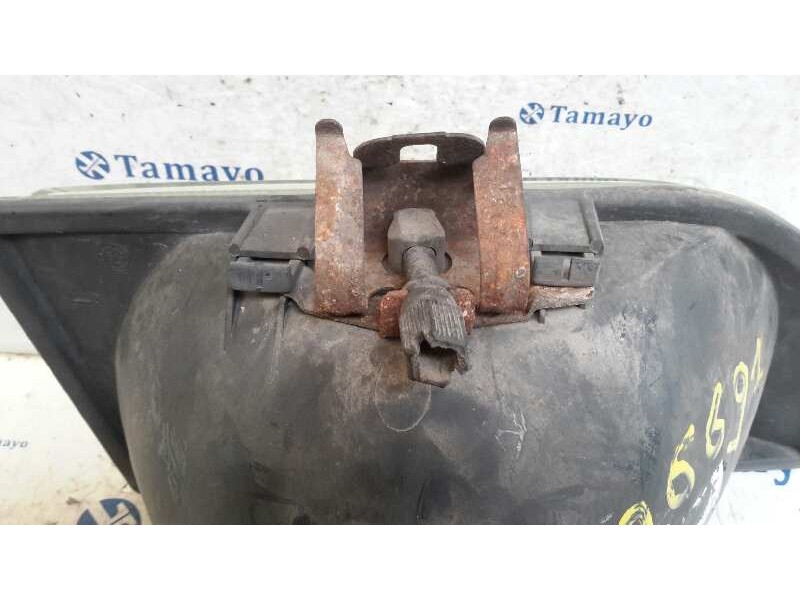 Recambio de faro izquierdo para ford fiesta berl./courier referencia OEM IAM   