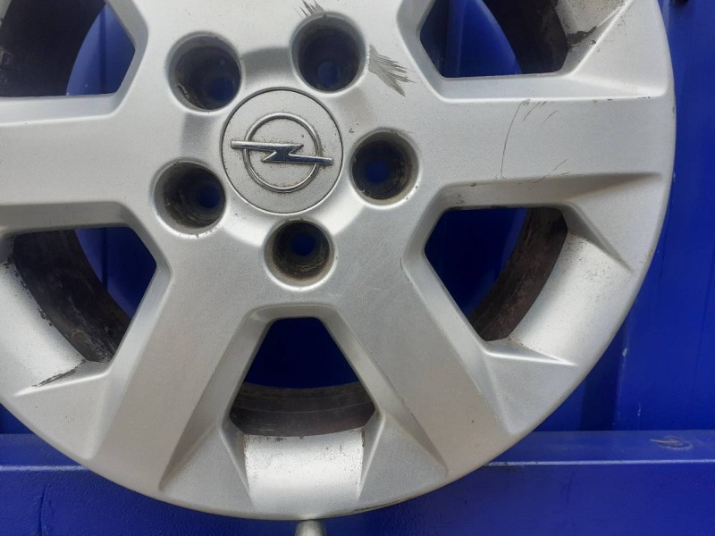 Recambio de llanta para opel astra g berlina 1.8 16v referencia OEM IAM 10289Z  