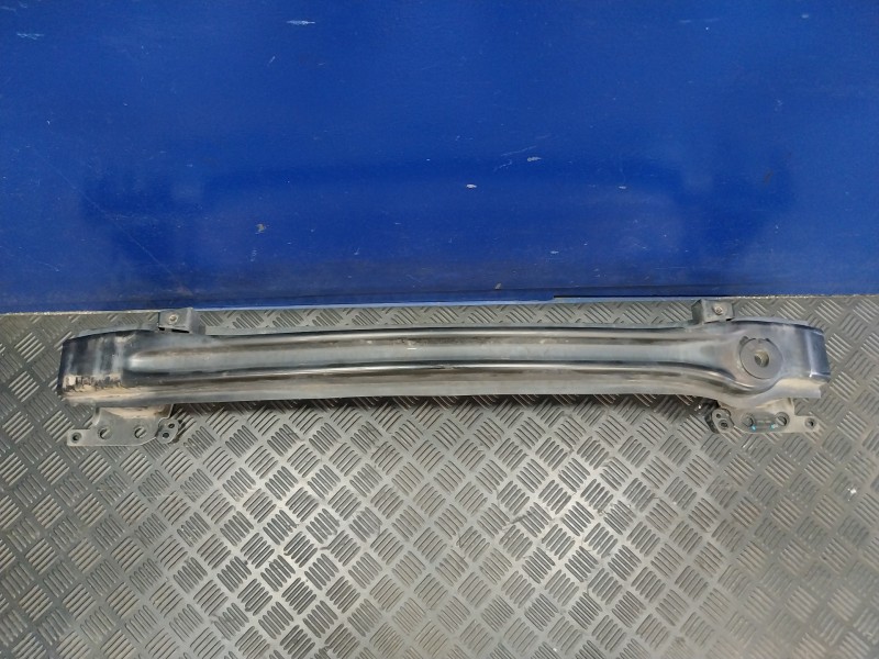 Recambio de refuerzo paragolpes delantero para seat toledo (5p2) referencia OEM IAM 5P0807109B  