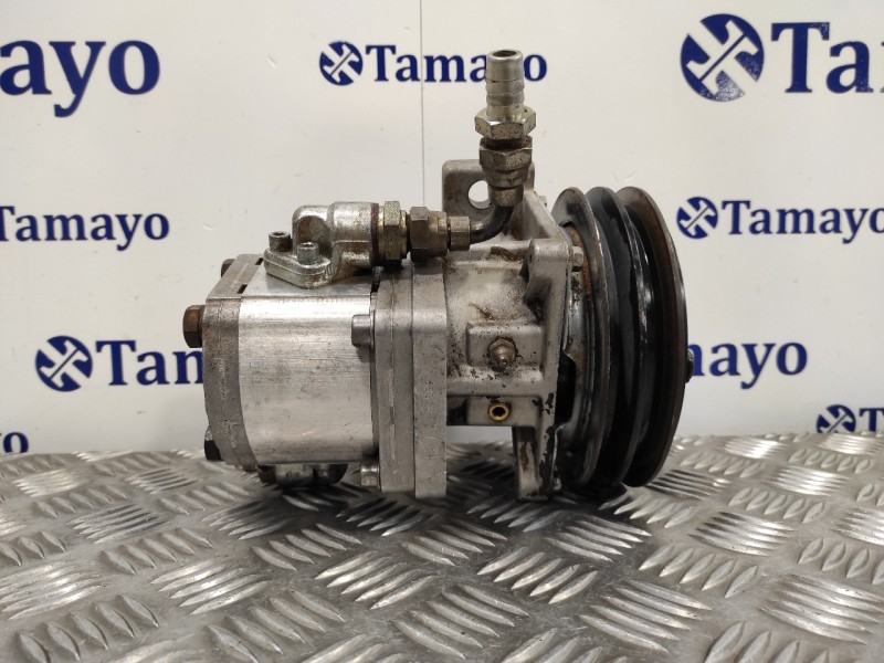 Recambio de compresor aire acondicionado para nissan pick-up (d22) 2.5 turbodiesel referencia OEM IAM 02004638  
