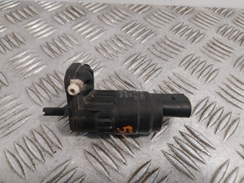 Recambio de bomba limpia para volkswagen golf vi (5k1) referencia OEM IAM 1K6955651  