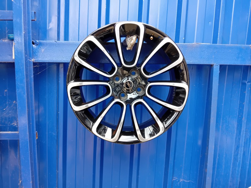 Recambio de llanta para opel adam referencia OEM IAM 3154 RONAL  